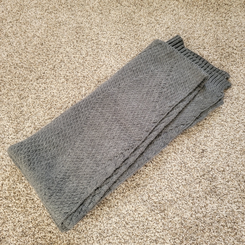 LAST CHANCE Target A New Day Gray Knit Winter Scarf OS